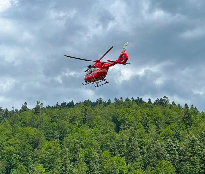 Operațiune de salvare în Munții Bucegi: Patru persoane au căzut în gol. Unul dintre alpiniștii accidentați a murit.|Foto: IGSU-Inspectoratul General pentru Situatii de Urgenta