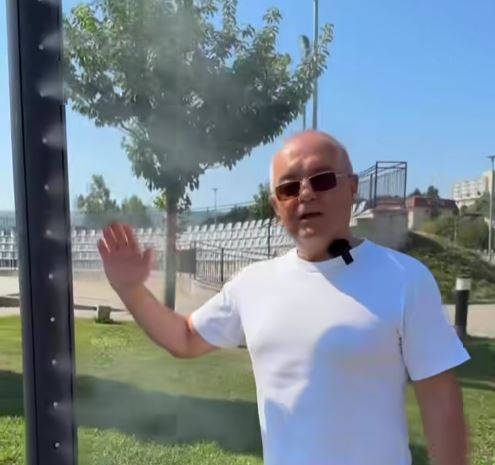 Noi sisteme de răcorire în spațiul public la Baza sportivă Gheorgheni. Emil Boc: „O opțiune foarte bună pentru perioadele caniculare”.|Foto: Emil boc - Facebook