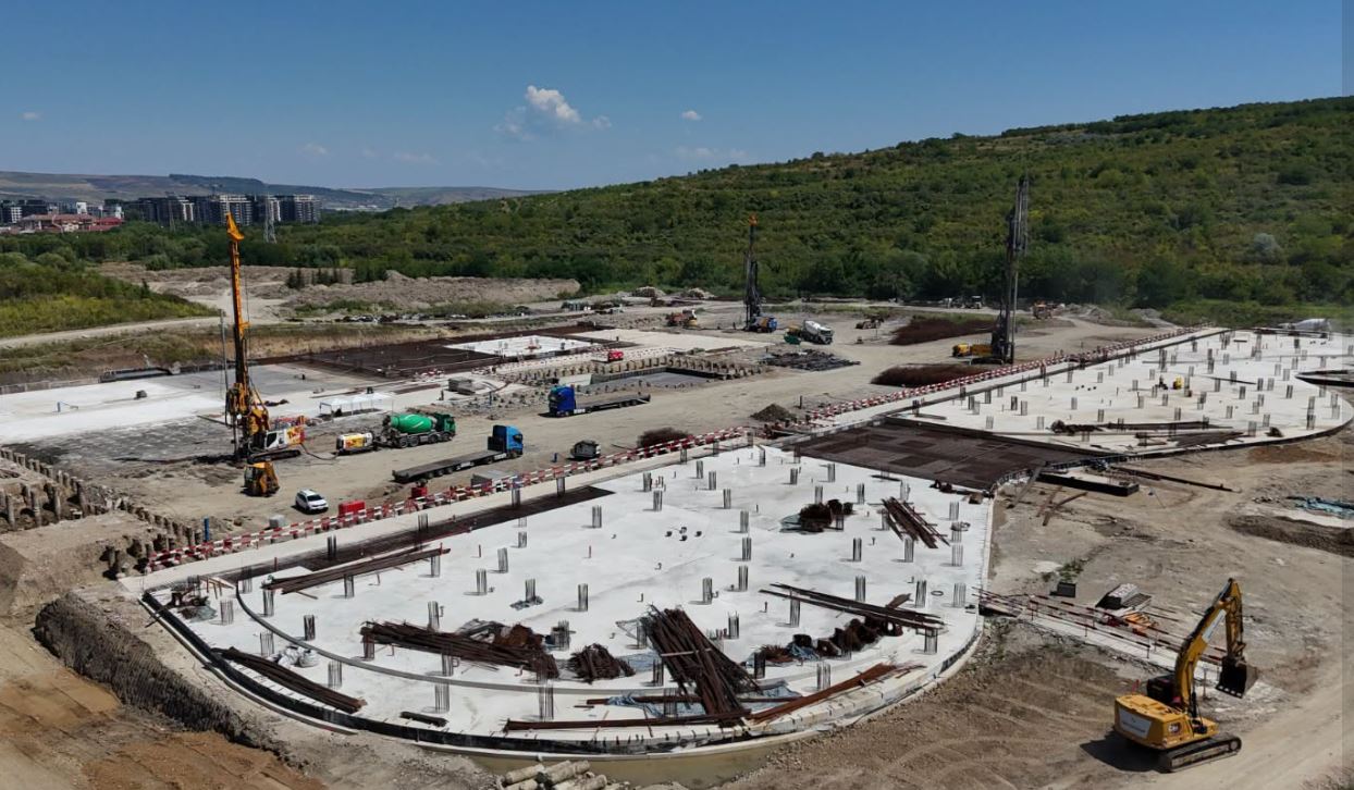 Progres în teren la lucrările Spitalului Pediatric Monobloc din Cluj. Alin Tișe: „Vom continua susținerea proiectului. Și Guvernul trebuie să înțeleagă necesitatea finanțării acestui spital”|Foto: Consiliul Județean Cluj