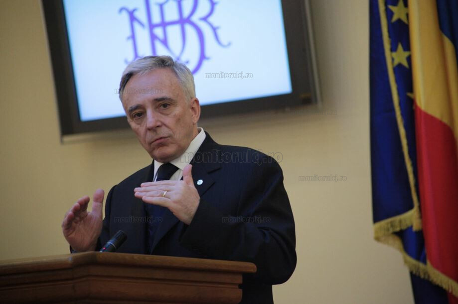 Mugur Isărescu