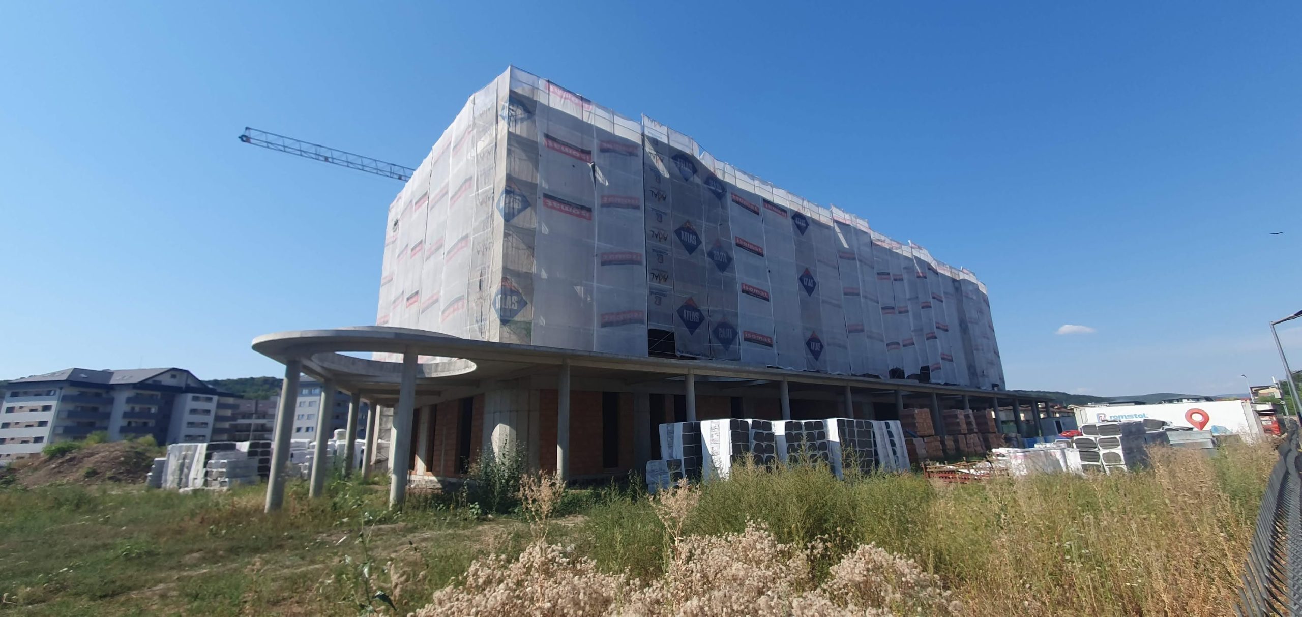 Echipele de constructori s-au întors pe șantier și au reluat activitatea la viitoarea Școală Generală din Florești | Foto: Facebook
