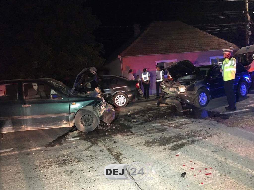 ACCIDENT cu TREI MAȘINI IMPLICATE