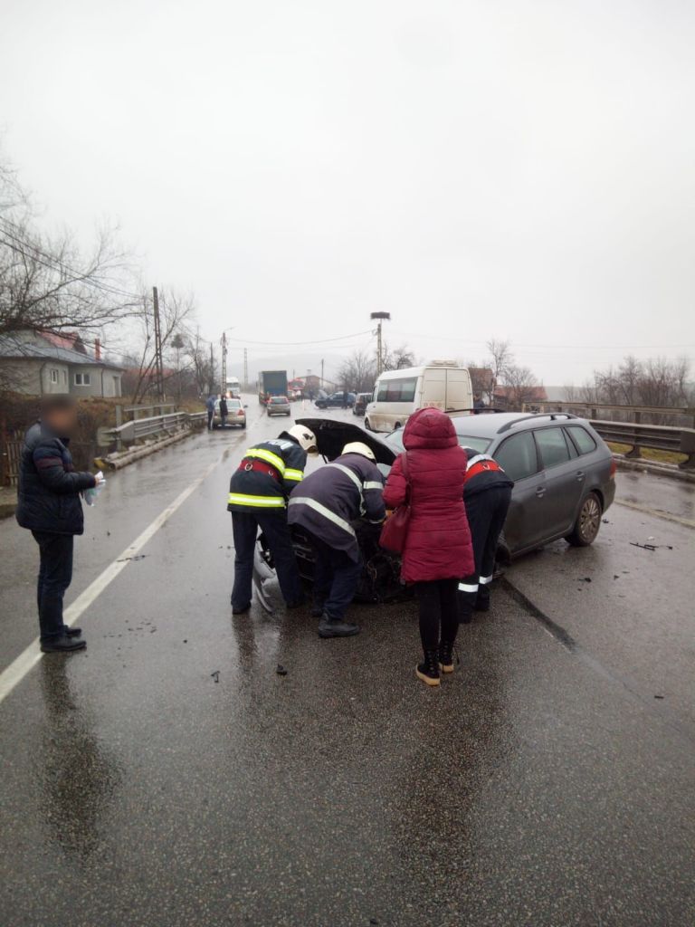 implicate într-un accident în lanț