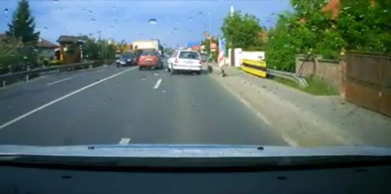 VIDEO. Accident spectaculos în Florești