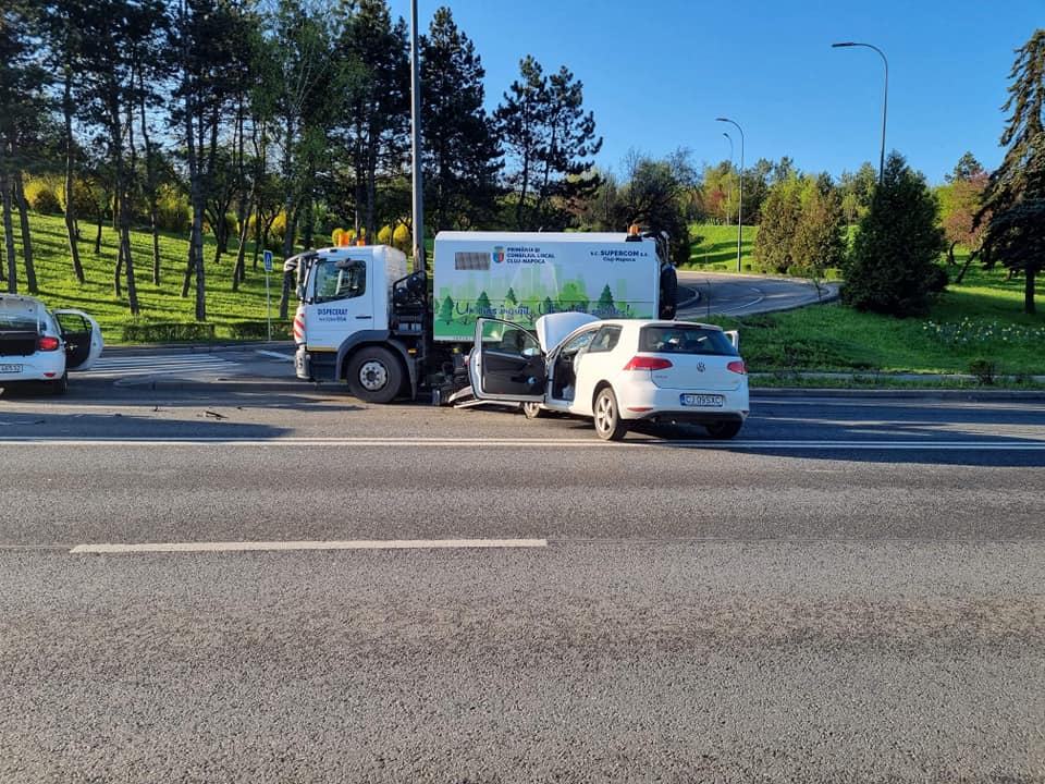 făcută praf de un șofer grăbit