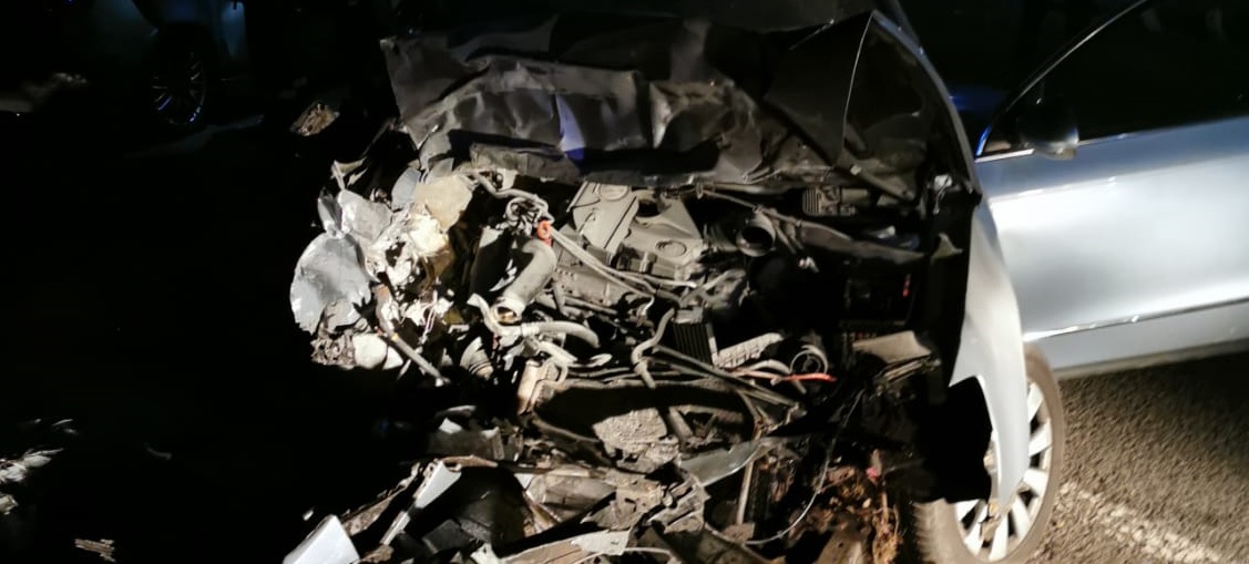 FOTO La un pas de tragedie la Topa Mică! Doi tineri au primit o nouă șansă la viață