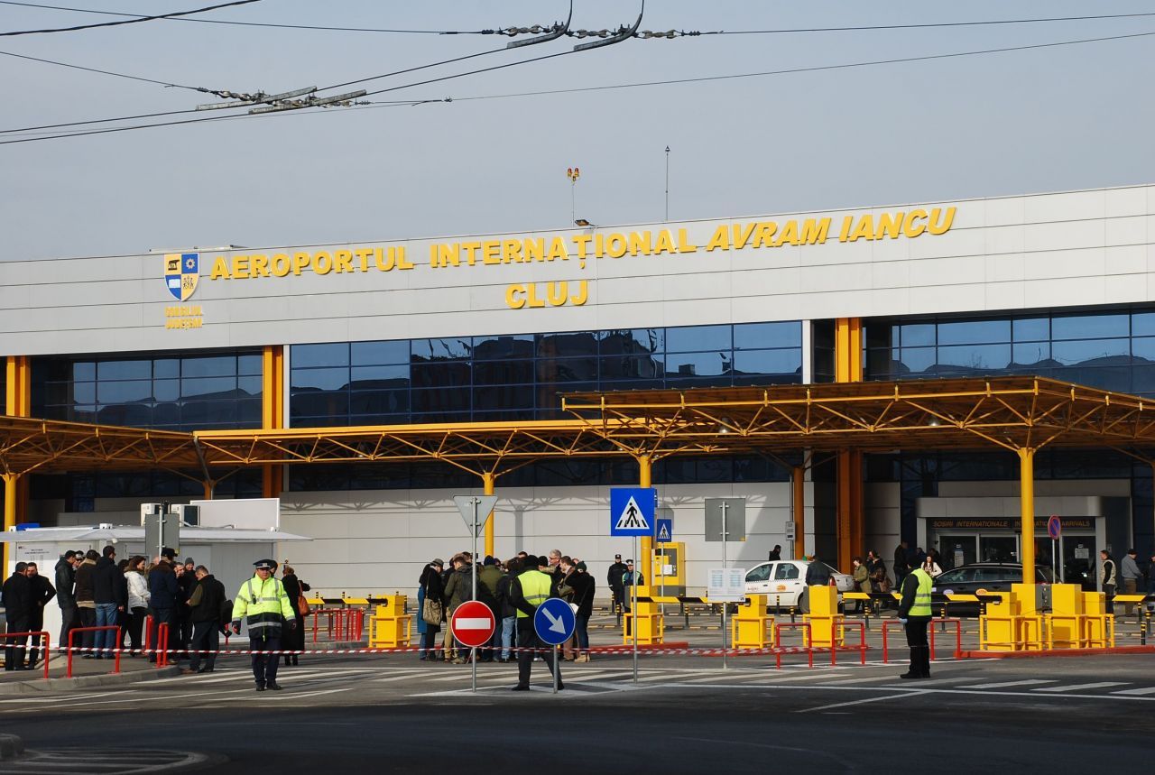 Un zbor din Cluj-Napoca a fost amânat! Apa din toaleta avionului a înghețat