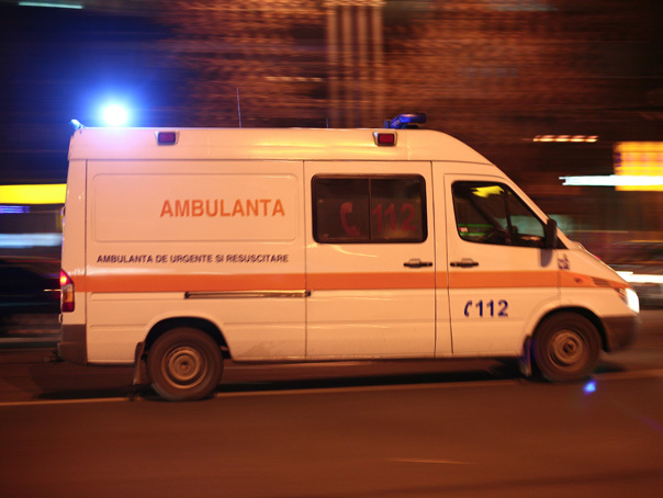 rănită GRAV după impact