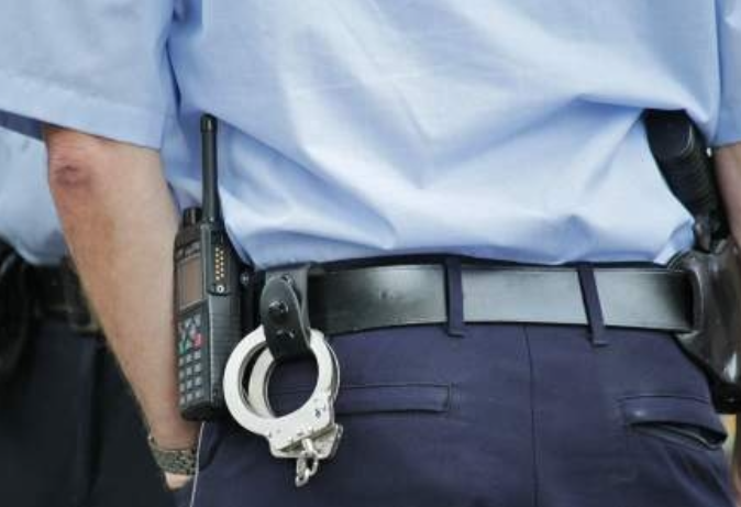 arestat preventiv după ce a amenințat cu moartea doi polițiști clujeni în secția de Poliție