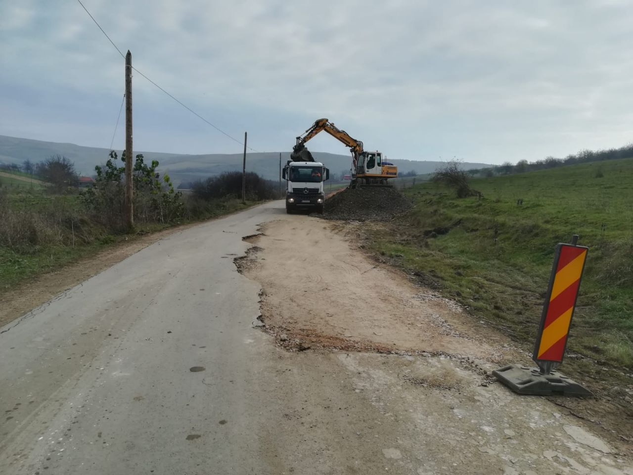 Au început lucrările de asfaltare pe DN16 - Bărăi