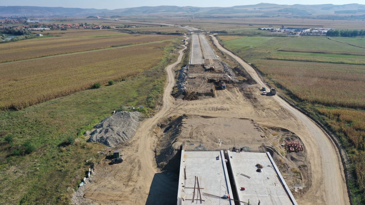 Pe Autostrada Sebeș-Turda