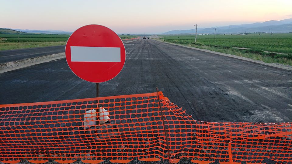 Vom avea autostrăzi în 2020? Avertisment pentru ministru: „Ați intrat sub influența minciunilor!”