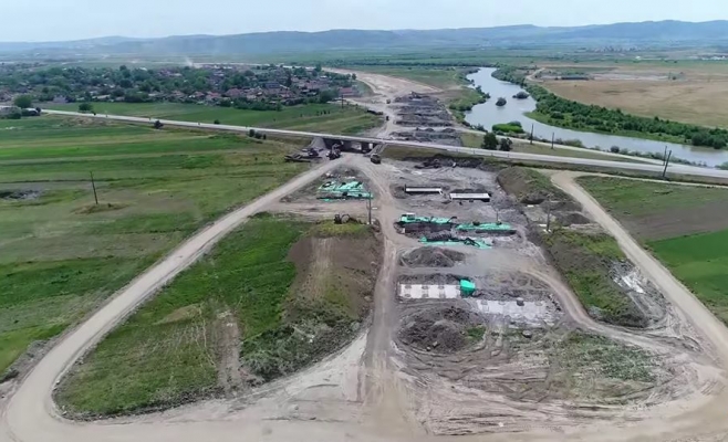 Autostrada Transilvania ÎNAINTEAZĂ CA MELCUL: 60 km în 10 ani!