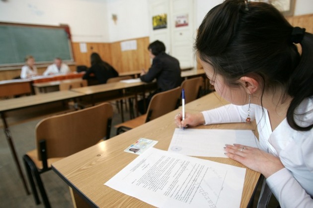 Începe a doua sesiune a bacalaureatului