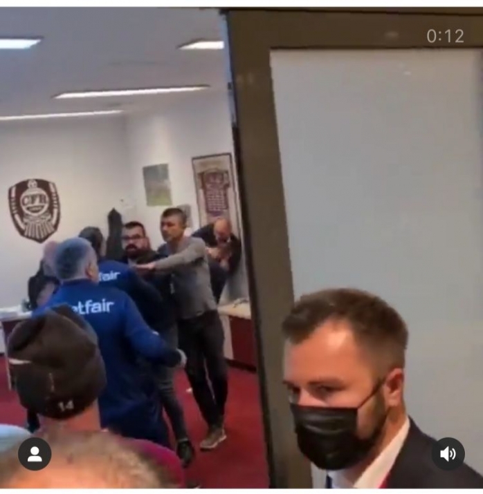 cel mai afectat în urma bătăii din vestiar. Are nevoie de 8 zile de spitalizare.