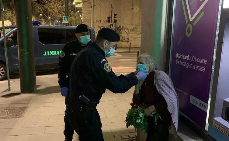 Gest emoționant al jandarmilor clujeni