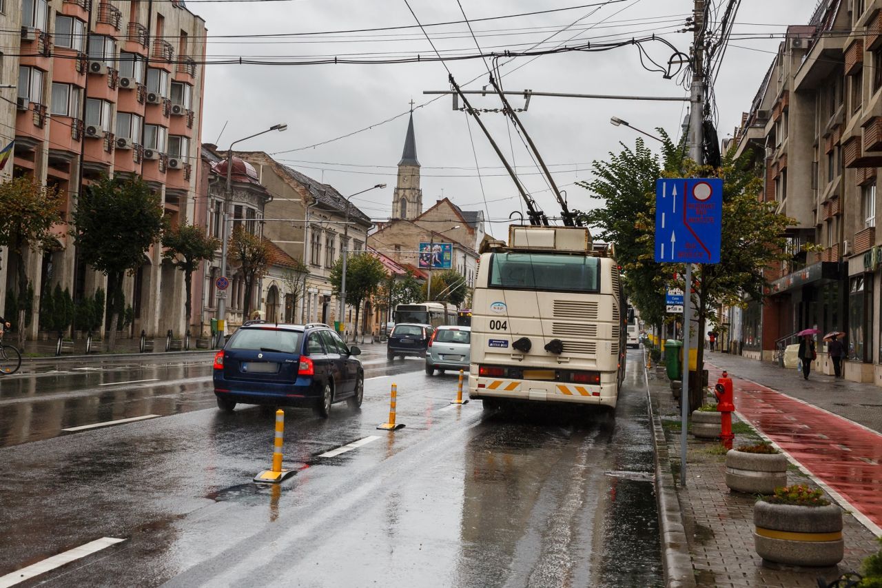 Boc vrea noi benzi dedicate transportului în comun: "Doar aşa putem convinge oamenii că autobuzul este o soluţie"