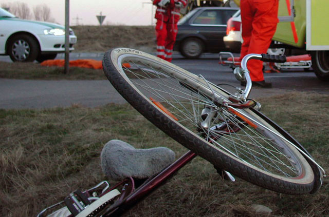 Accident groaznic. A căzut de pe bicicletă și a murit