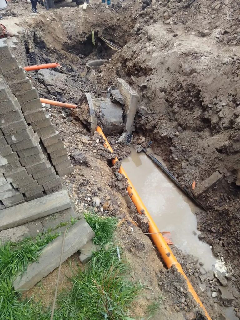 în culmea disperării.