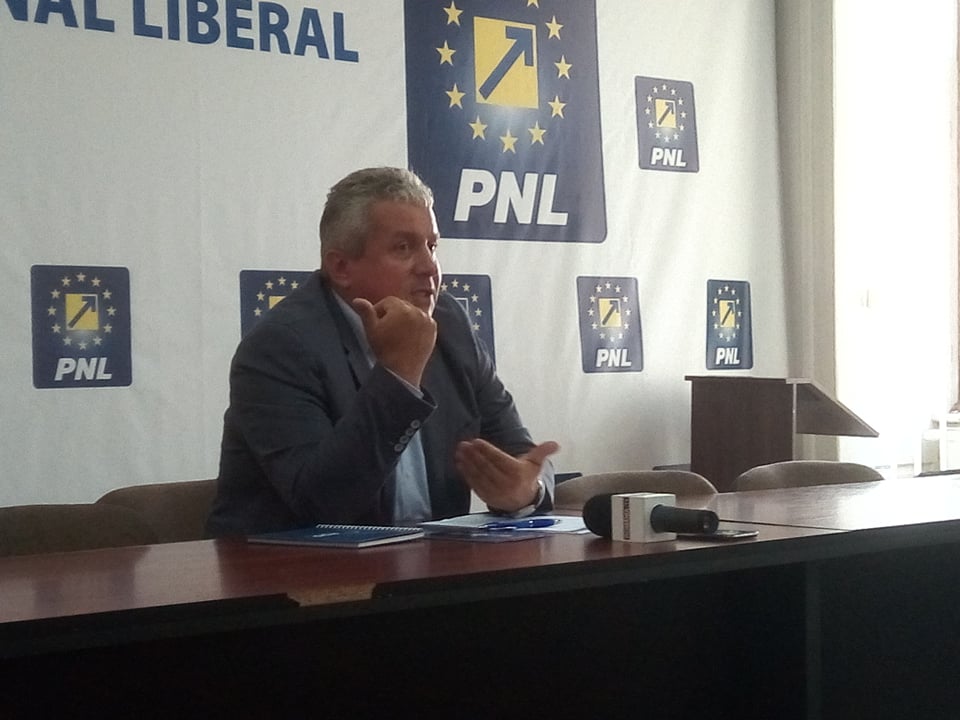 D. Buda o trage de mânecă pe Dăncilă și cere consultări privind viitorii comisari europeni: „Trebuie să reprezinte România