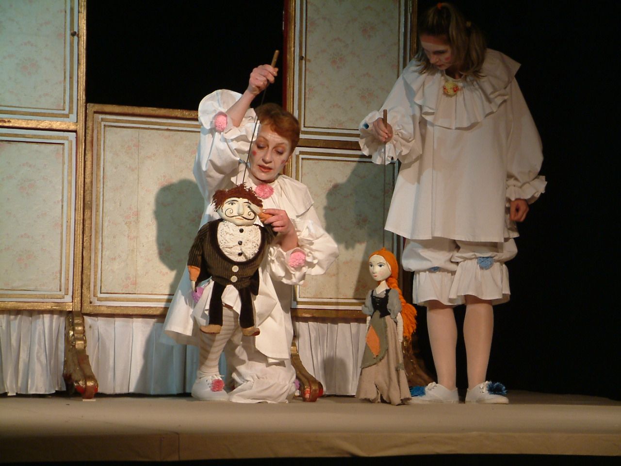 Cenușăreasa revine pe scena Teatrului „Puck”