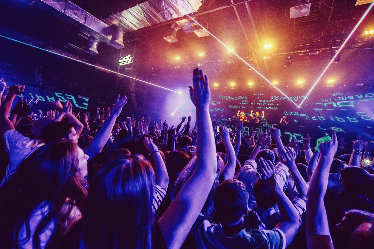 doar pentru cei VACCINAȚI! Festivaluri și concerte