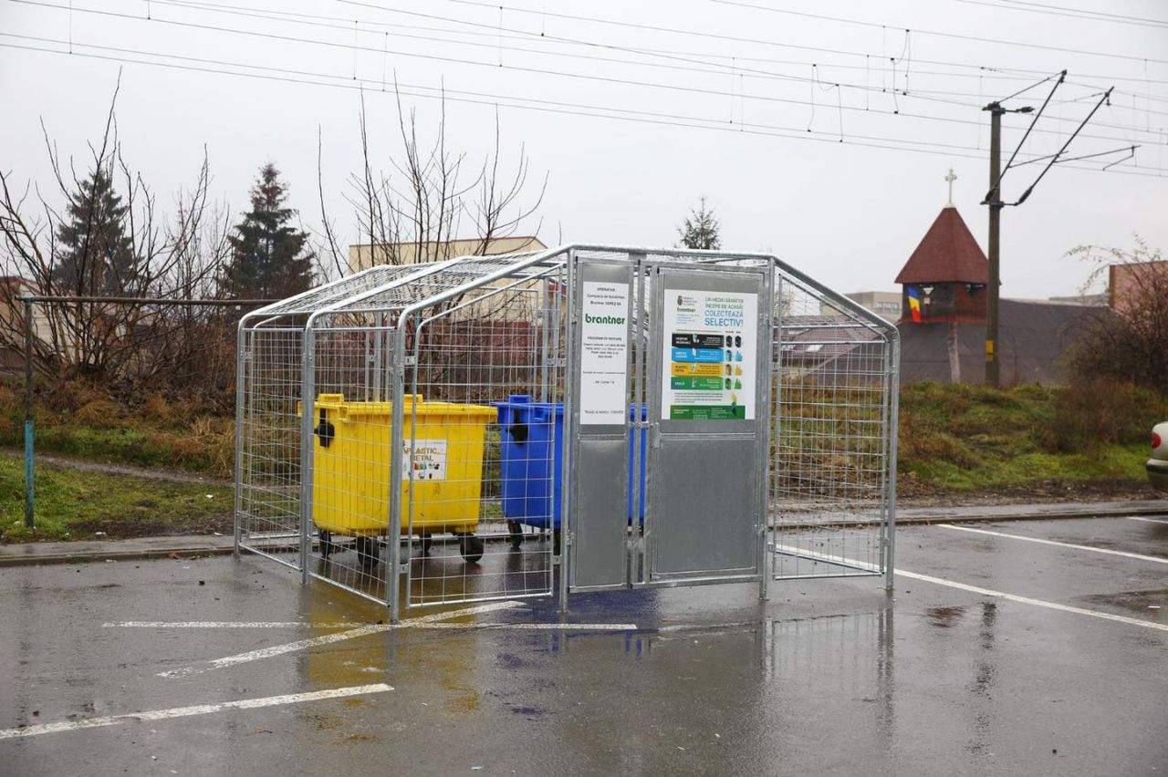 27 au fost deja instalate în cartierele orașului