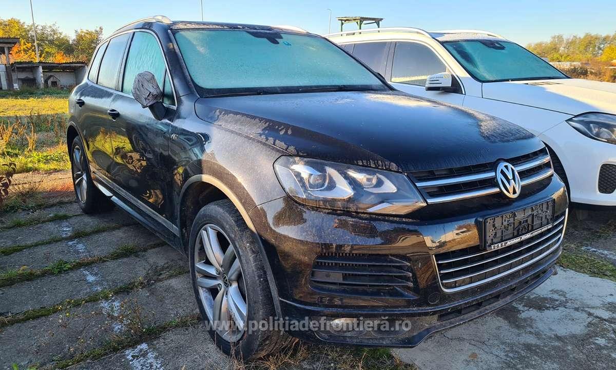 prins de polițiștii de frontieră la volanul unei mașini FURATE