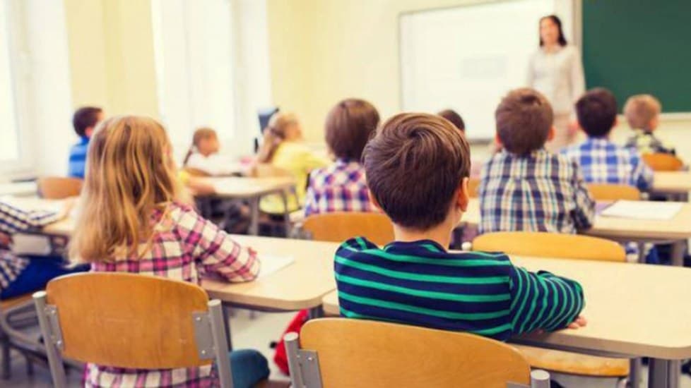 Academia Român contestă decizia Ministerului Educației: Reducerea numărului de ore de științe