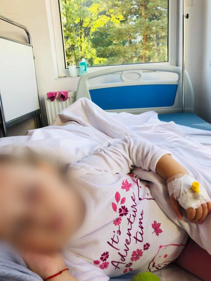 Povestea cutremurătoare a unei mame care și-a văzut fetița de 2 ani suferind de COVID19. „ A treia zi