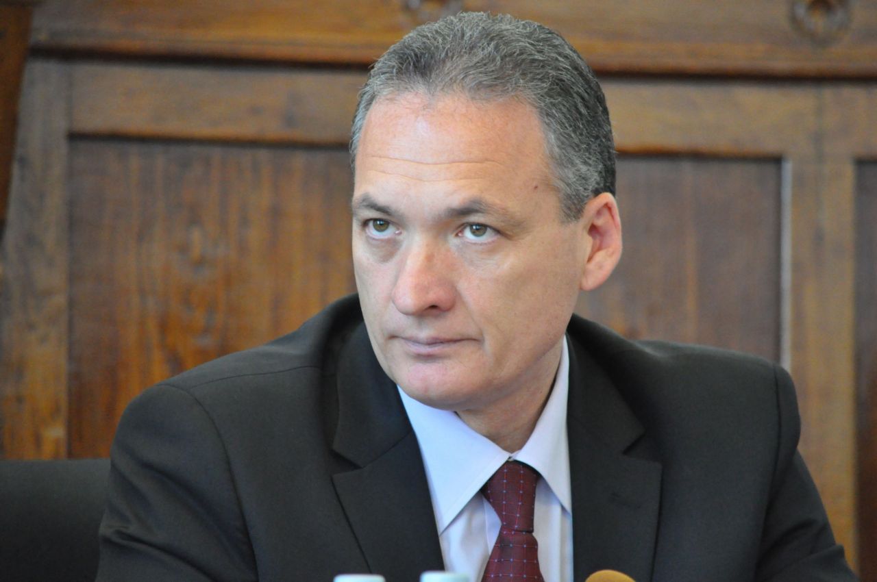 Ce proiecte au politicienii. PRU