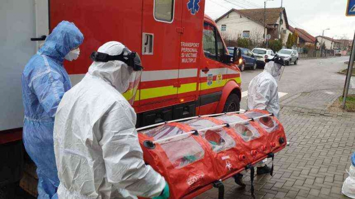 infectați cu COVID-19