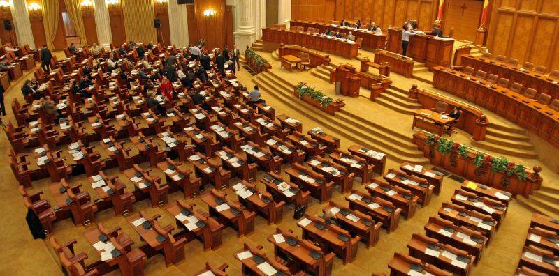 PNL cere convocarea comisiilor pentru a respinge legea UMDR privind pragul de 10%. Şedinţa