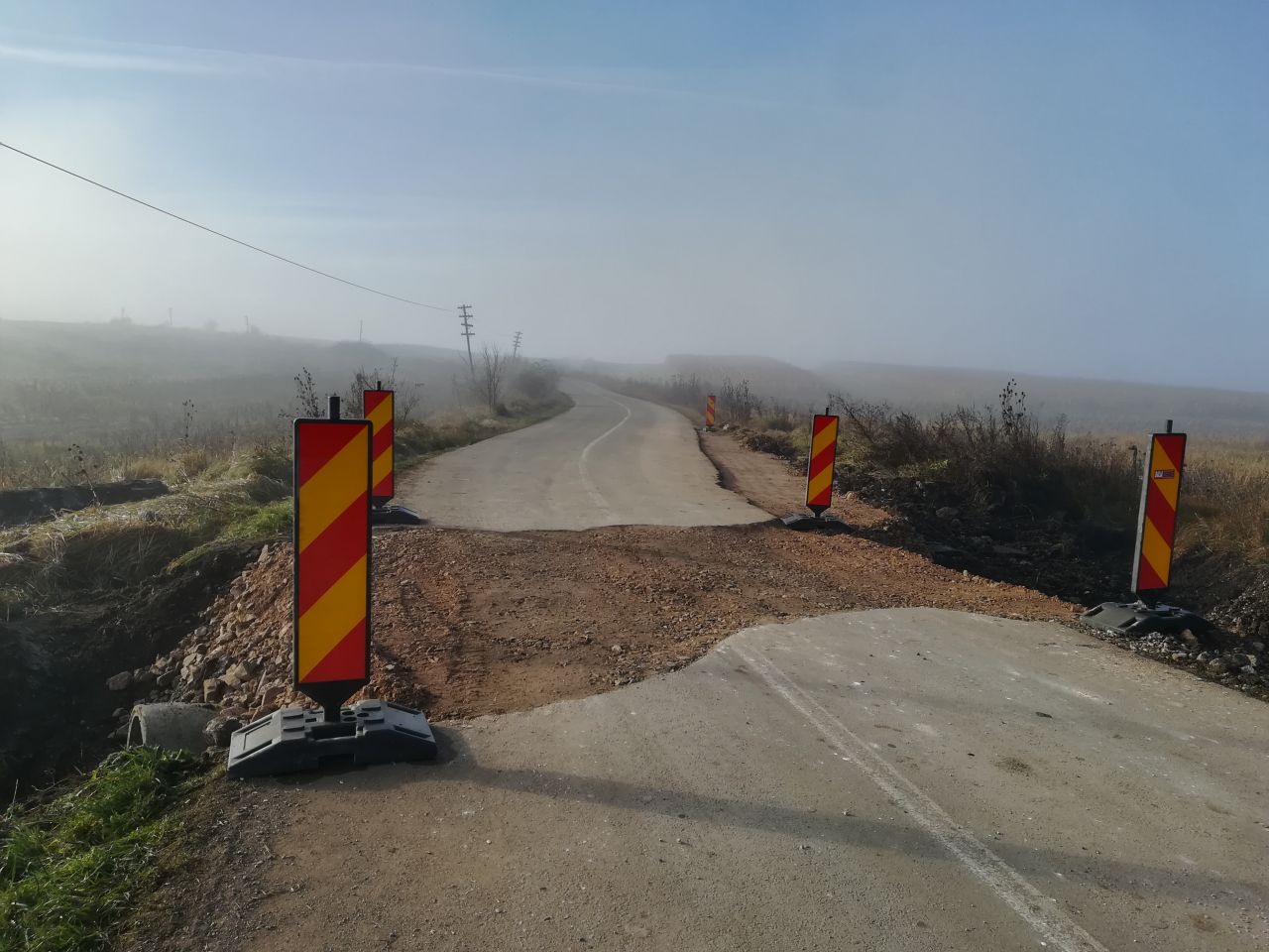 Au început lucrările de întreținere pe drumul județean 103G Tureni