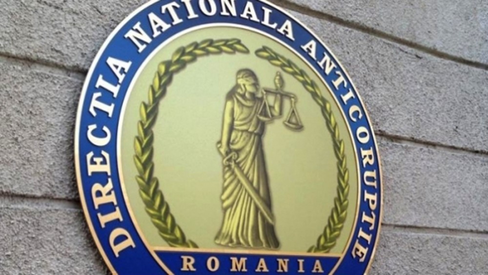 Secretarul unei primării din Cluj, reținut de DNA. Funcționarul este acuzat de LUARE DE MITĂ