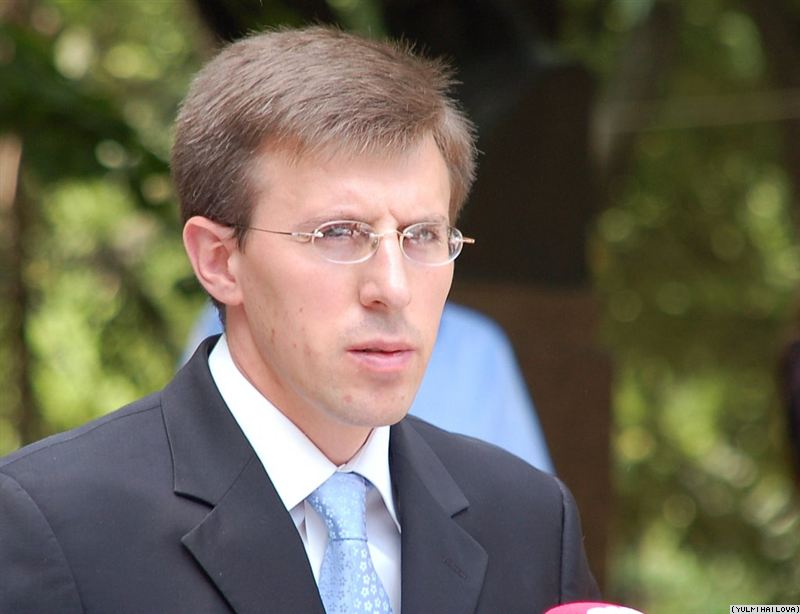 Referendumul pentru demiterea lui Dorin Chirtoacă din funcţia de primar al Chişinăului nu este valid. Prezenţa la urne: 17