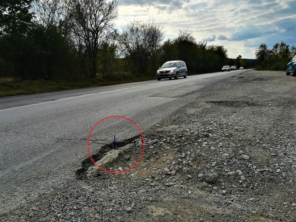 CNAIR măsoară cu pixul crăpăturile „autostrăzii-muzeu”