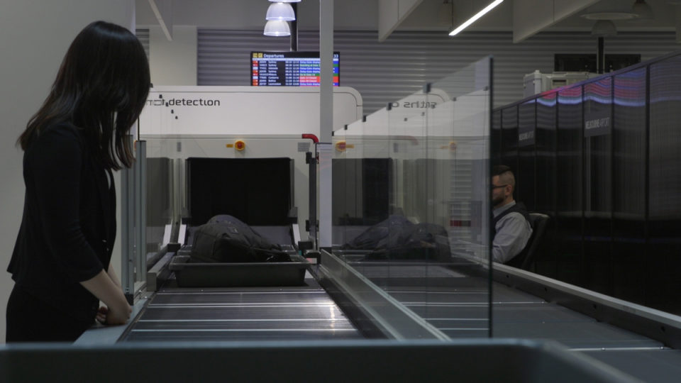 Pasagerii de pe Aeroportul Cluj pot spune „adio” cozilor. Echipamente de securitate de ultimă generație