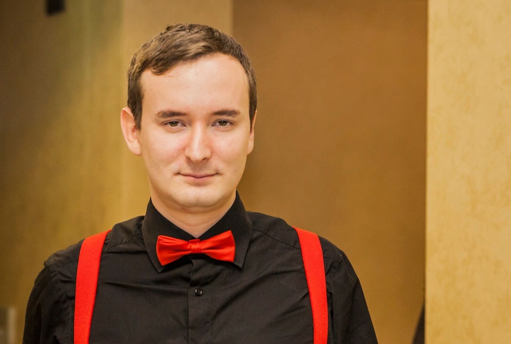 Omul care aduce artiștii la Electric Castle în fiecare an. Cum alege trupele și care sunt cele mai mari probleme la festival