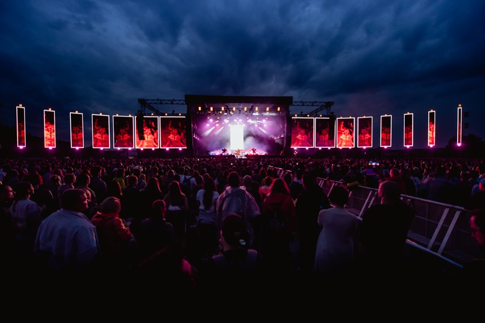 La Cluj a turnat cu găleata, Bonțida, ferită de ploi torențiale. Limp Bizkit, atracţia serii la EC