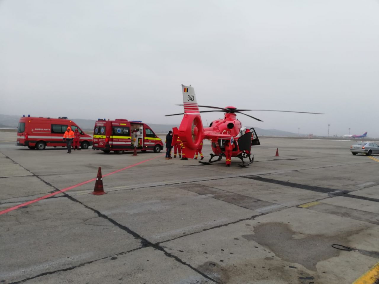 EMOȚII pentru elicopterul SMURD de la Jibou! Aterizare de URGENȚĂ pe Aeroportul Cluj