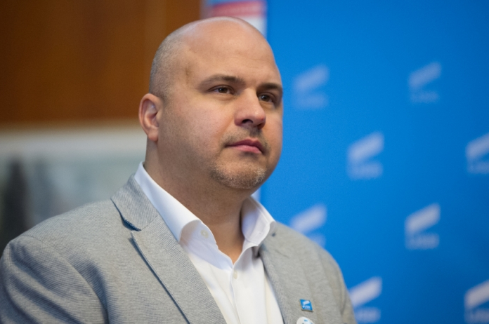 Surpriza uriasa! Ungureanu