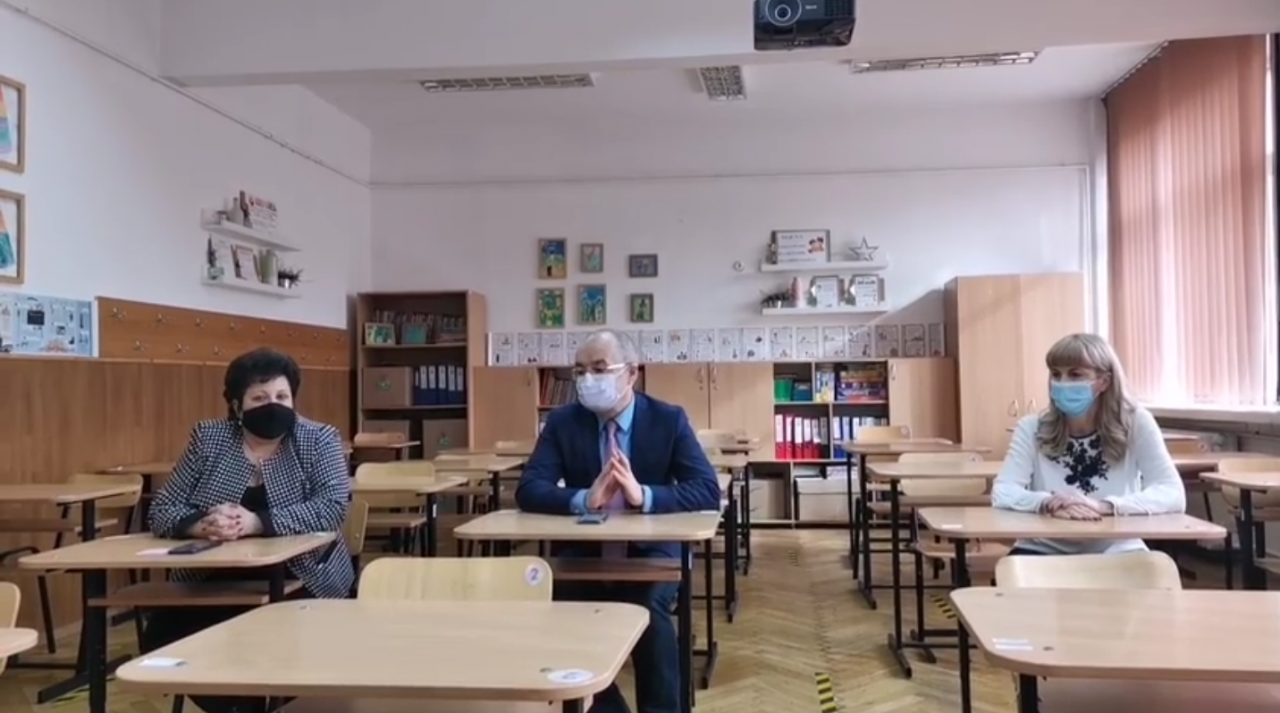 iese din scenariul ROȘU? Boc: „Avem toate șansele ca săptămâna viitoare să schimbăm scenariul școlilor”