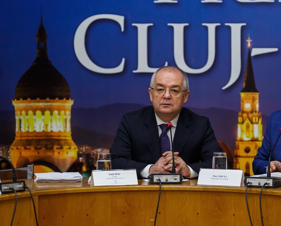 Ce spune Emil Boc despre candidatura la Primărie? „Sunt un biet muritor aici
