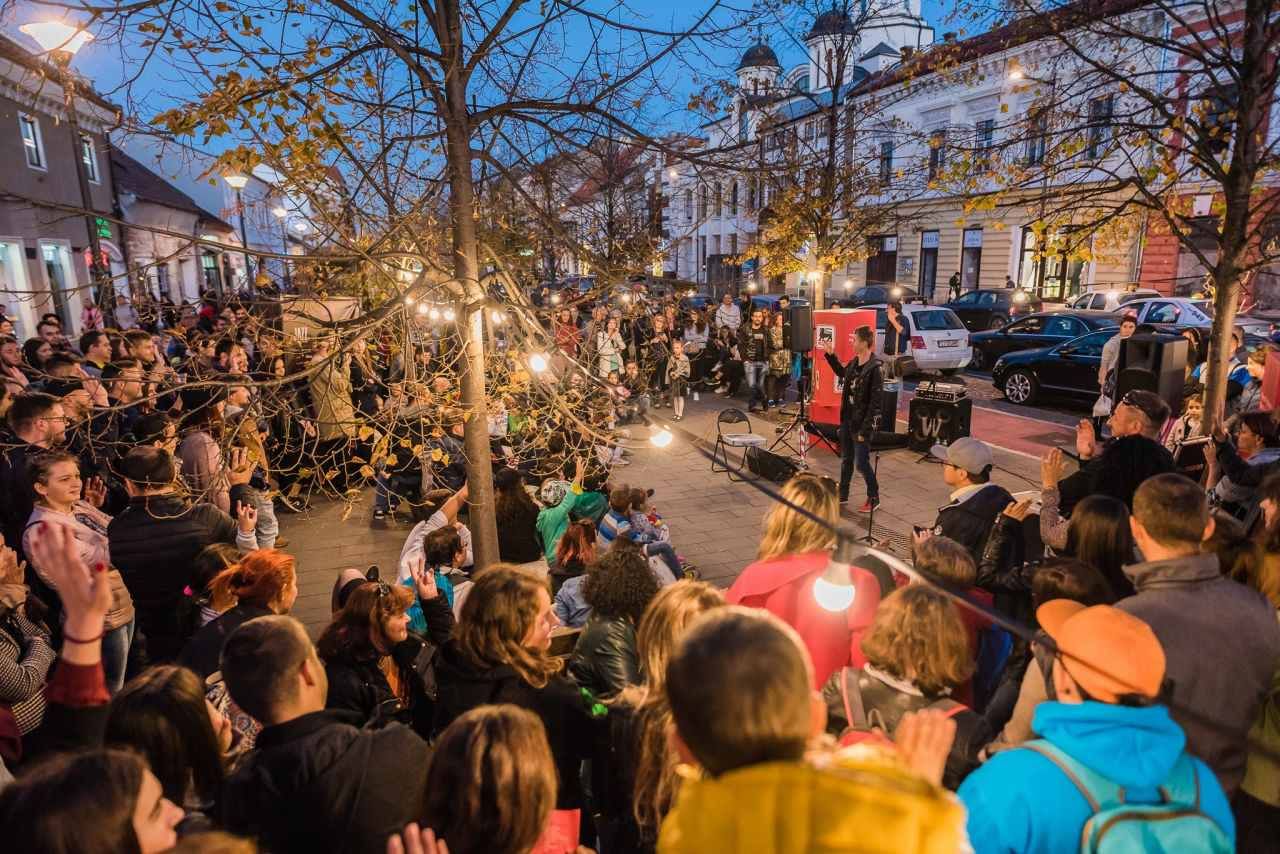 2018 - pe pietonalul de pe Bulevardul Eroilor au loc tot mai multe evenimente culturale si sociale