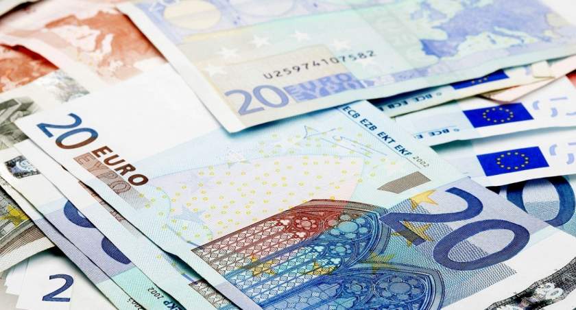 ANALIZĂ O nouă ședință cu euro la 4