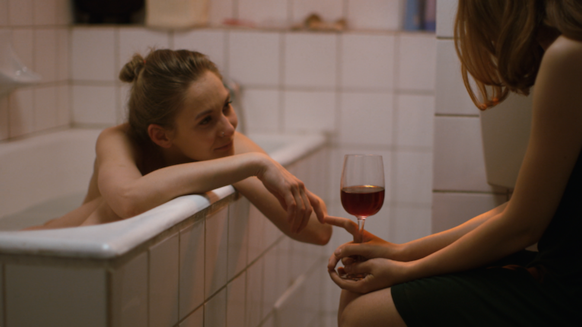 „Câteva conversaţii despre o fată foarte înaltă”, din 22 iunie la cinema