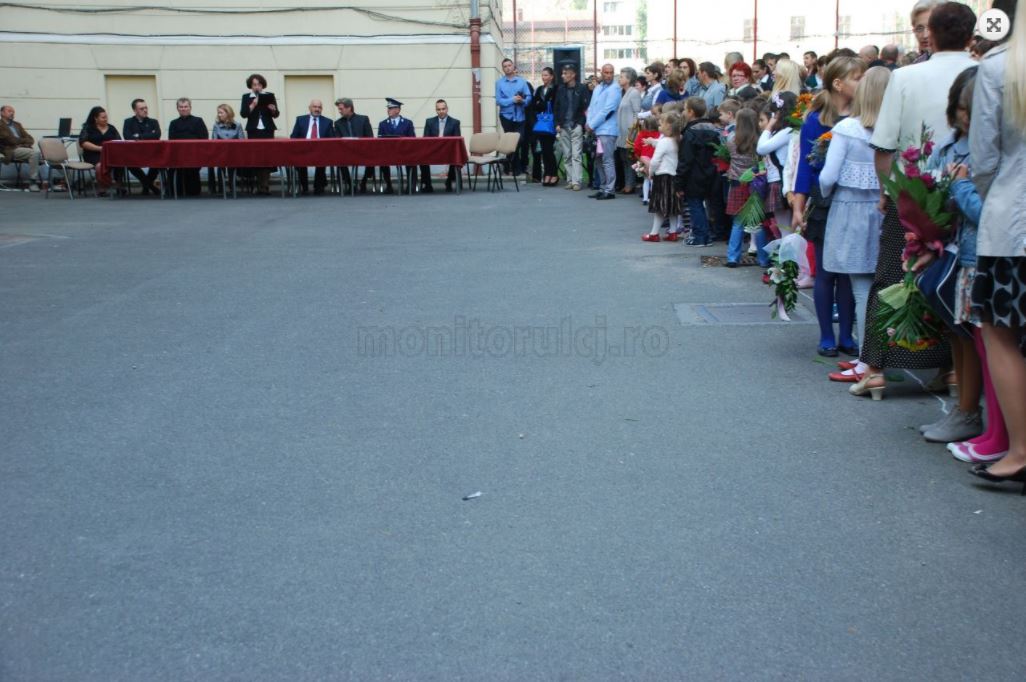 Început de an școlar fără festivități