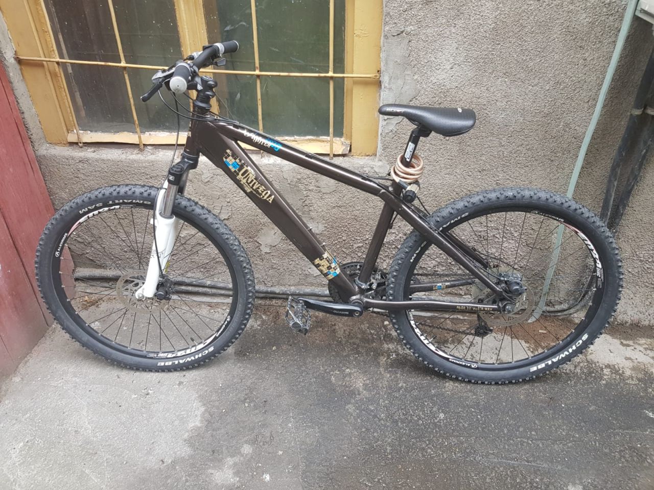 prădat în miezul zilei