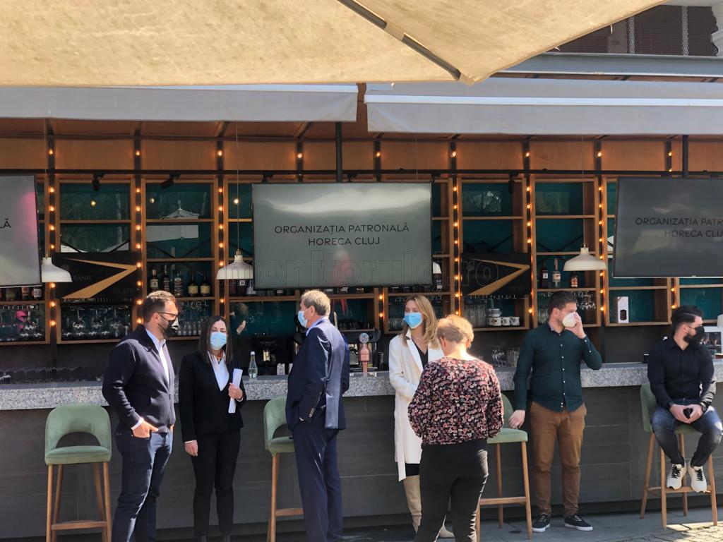 în pragul falimentului. Reprezentanții HoReCa: „Vrem măsuri azi. Mâine poate nu o să mai aibă la cine să vină”